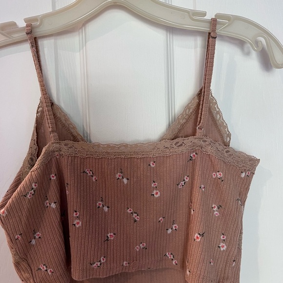 Aeropostale Lace Trim Top in‎ Brown - Picture 2 of 4